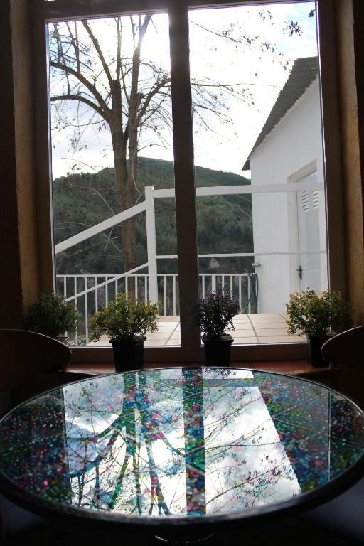 蒙塔尼约斯 Casa Ovidio旅馆 外观 照片