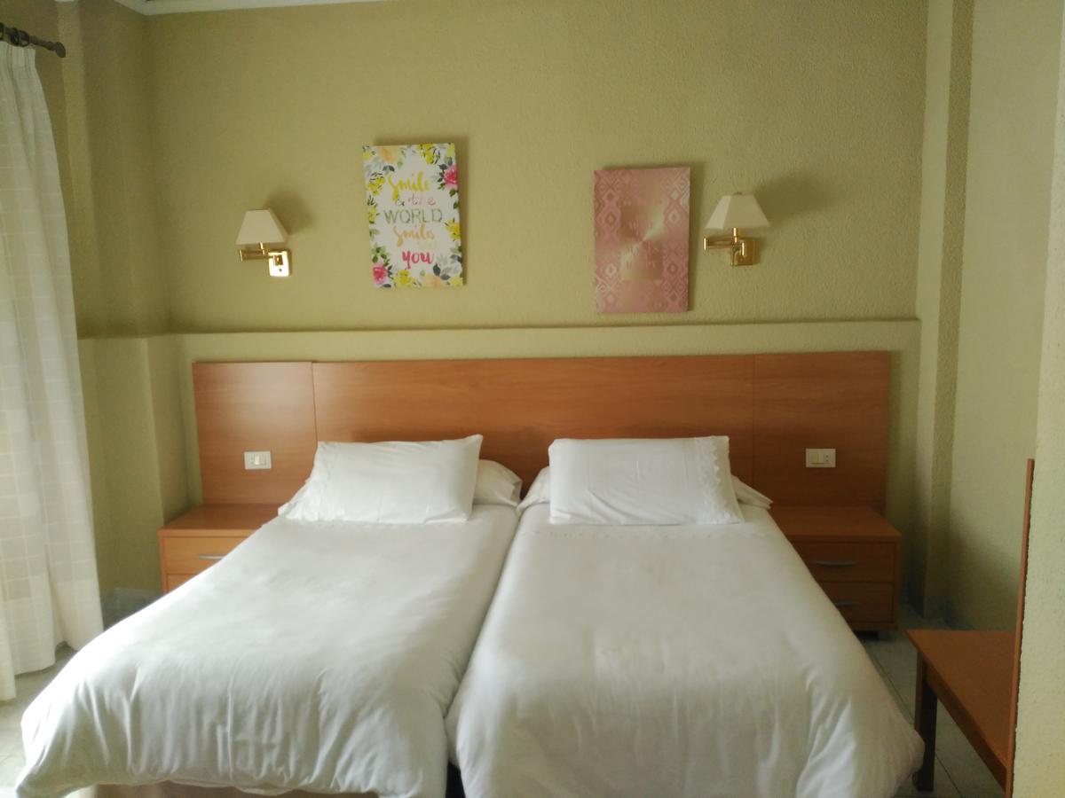 蒙塔尼约斯 Casa Ovidio旅馆 外观 照片